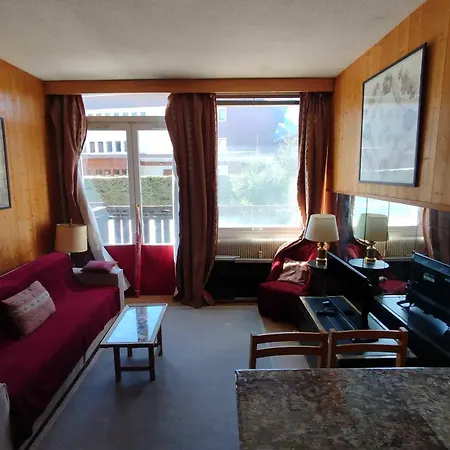 With Balcony And Parking In Apartman